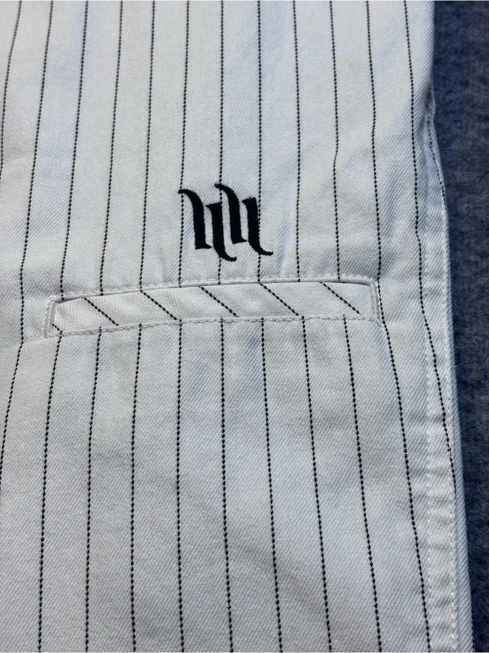 Hart and Huntington White Pinstripe Shorts